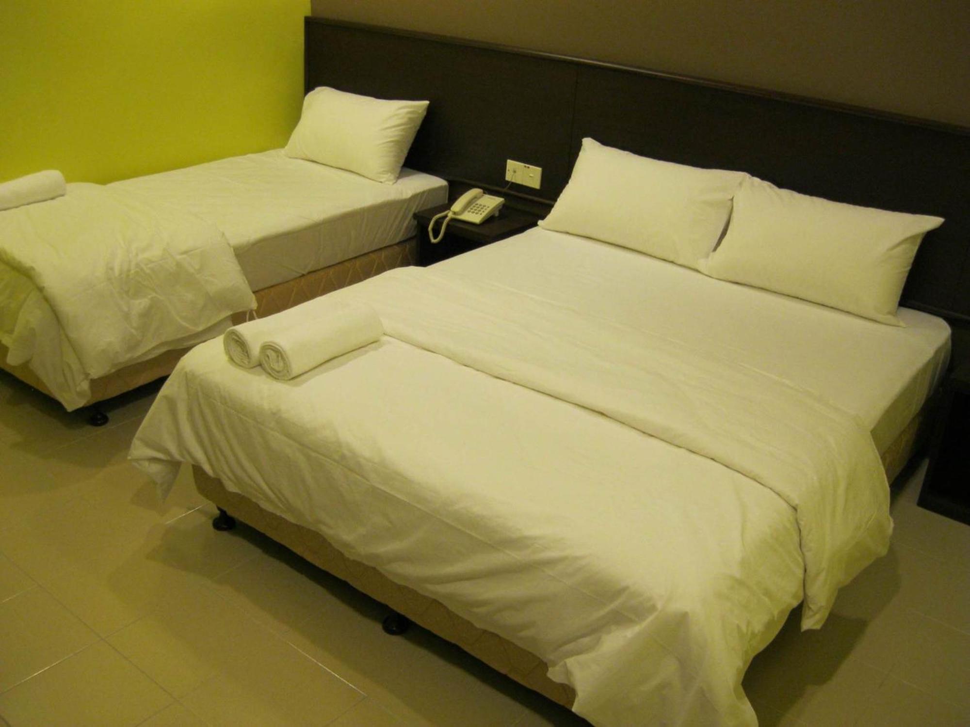 Bary Inn, Klia & Klia2 - 24 Hours Free Airport Pick-Up Sepang Eksteriør bilde