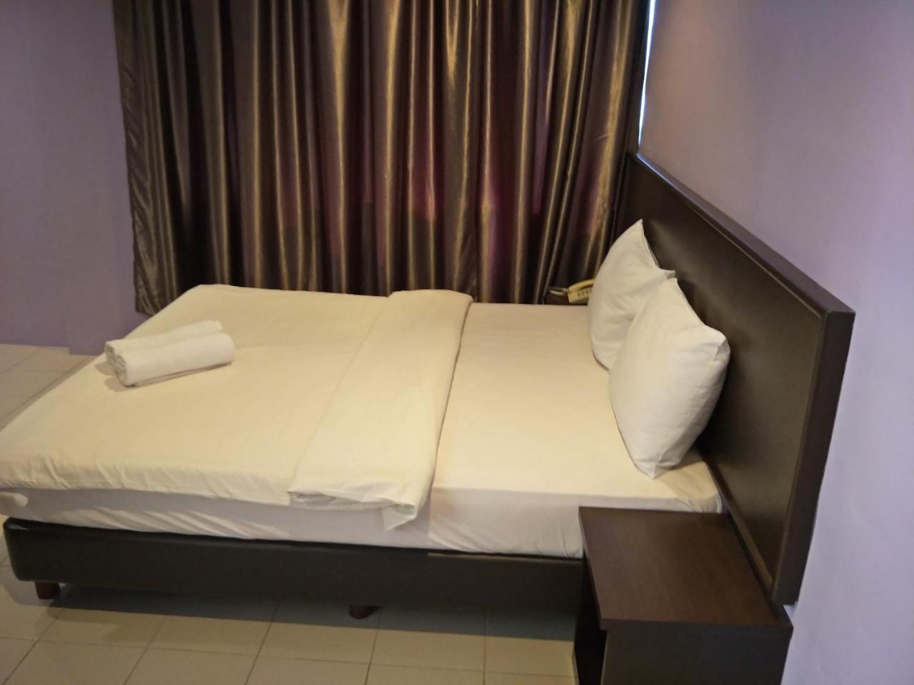 Bary Inn, Klia & Klia2 - 24 Hours Free Airport Pick-Up Sepang Eksteriør bilde