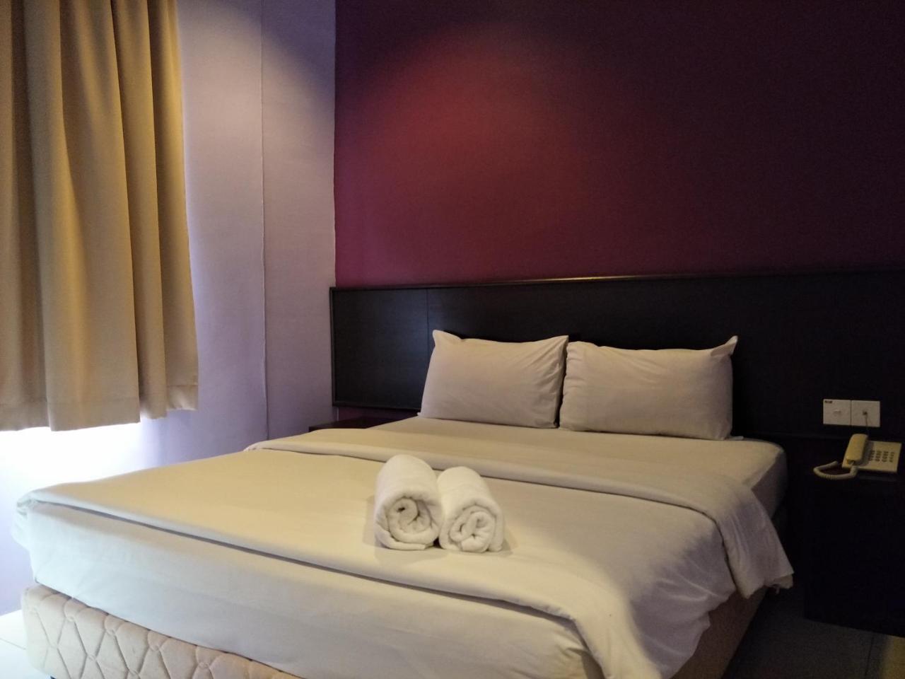 Bary Inn, Klia & Klia2 - 24 Hours Free Airport Pick-Up Sepang Eksteriør bilde